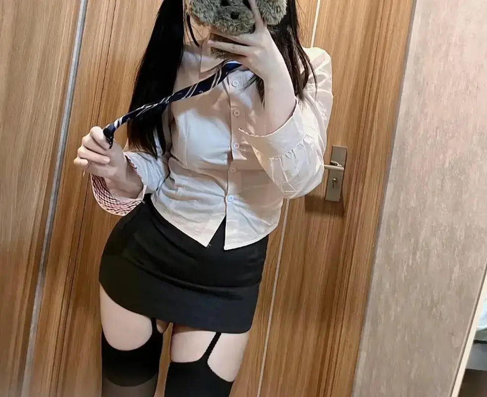 PE - 92245571webp